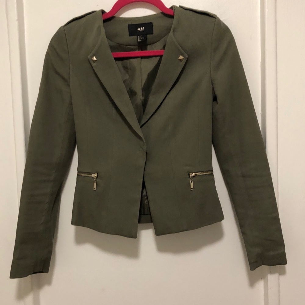 Blazers sweater size 2